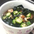 Marrietty's cooksnap of when they made おくらとなめこ、わかめのとろりんちょ。.