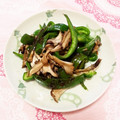 ★しょーこ★'s cooksnap of when they made 簡単！舞茸ピーマンのクレソル炒め♪.