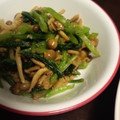サトモユリア's cooksnap of when they made 小松菜としめじのみぞれあえ.