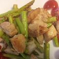 ふなこ55's cooksnap of when they made 塩麹漬け鶏肉とアスパラの炒めもの.