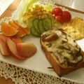 ルリナ's cooksnap of when they made 朝食に☆チーズカレートースト.