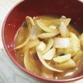 3姉妹ちゃんママ's cooksnap of when they made じゃがいもと玉ねぎの味噌汁.