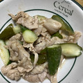 やまぐよー's cooksnap of when they made 豚肉ときゅうりの深煎りごま炒め.
