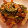 カエルの女王's cooksnap of when they made ☆残り野菜で☆ゴーヤチャンプルー.
