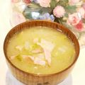 るるおか's cooksnap of when they made キャベツとベーコンの味噌汁.