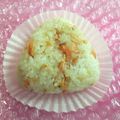 みなみんくっきんぐ's cooksnap of when they made カツオブシと桜えびのおにぎり.