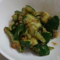 ☆すのうママ☆'s cooksnap of when they made 叩き胡瓜とおかかの梅肉和え♪.