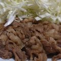 ☆YRS☆'s cooksnap of when they made チューブしょうがで☆豚の生姜焼き.