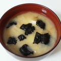 やしゅう's cooksnap of when they made 【男の料理】のり豆腐の味噌汁.