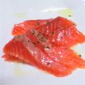 musasabict's cooksnap of when they made 砂糖と塩のマジック★簡単スモークサーモン.