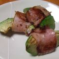 mocomocochan's cooksnap of when they made アボガドのベーコン巻き♪.