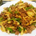 はっちょうみそ's cooksnap of when they made 簡単チンジャオロース♪.