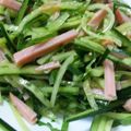 suookiemom's cooksnap of when they made きゅうりとハムのサラダ.