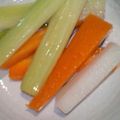 ｓｔｋ１２'s cooksnap of when they made らっきょう酢捨てないで！野菜の酢漬け♬.