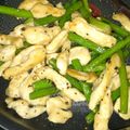 don_doko's cooksnap of when they made 簡単！鶏とにんにくの芽のさっと炒め蒸し.
