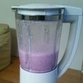 みいちゃんですよ's cooksnap of when they made ヨーグルトドリンク☆ブルーベリーver..