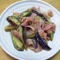 さっちゃんまなちゃん's cooksnap of when they made 簡単すぐでき♪なすのベーコン甘辛味噌炒め.