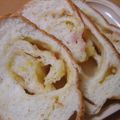らっからっかせい's cooksnap of when they made HBで食パン型ハムマヨロール.