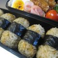 おかあちゃん。's cooksnap of when they made 天むす！ならぬ・・天かす！おにぎり～～！.