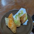 山根浩美's cooksnap of when they made プリッホクッパリッそら豆と海老の春巻き.