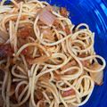 らん蘭's cooksnap of when they made イワシの味噌煮缶とトマトソースのパスタ.