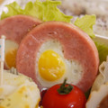 あくろsan's cooksnap of when they made お弁当に☆星の形の目玉焼き.