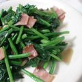 幸せうさぎ's cooksnap of when they made アンチョビ、ベーコン、ほうれん草の油炒め.