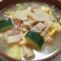 nasu13's cooksnap of when they made ズッキーニのベーコン玉子スープ.