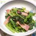クレイプメートル's cooksnap of when they made 小松菜とベーコンのゴマ和え.