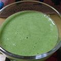 うくた's cooksnap of when they made 水菜とパインの美味しいグリーンスムージー.