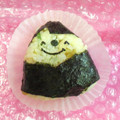 みなみんくっきんぐ's cooksnap of when they made たくあんとシソのたぬきおにぎり♪.