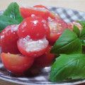 yappyパクパク's cooksnap of when they made 箸休めに♪ミニトマト＆玉ねぎの塩糀和え.