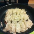 シオミィ's cooksnap of when they made 肉汁大量！ジューシー餃子☆.