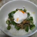 M−エム's cooksnap of when they made 黒豆ごはんのオクラなめたけ丼.
