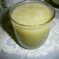 白いぐれーぷ's cooksnap of when they made 美味しい✿ゴーヤ入りスムージー.