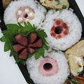 hirotofumi's cooksnap of when they made キャラ弁に◎魚にそdeドーナツおにぎり.