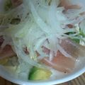 あんころもちこ。's cooksnap of when they made 生ハム×アボカド×新玉葱の梅ワサビ丼.