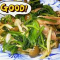 栄養士まぁﾀｿ's cooksnap of when they made 小松菜としめじのﾁｰｽﾞ炒め☆.