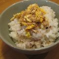 プリンソフト's cooksnap of when they made 給食で大人気①ツナそぼろごはん.
