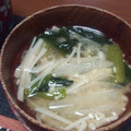 かあたらあ's cooksnap of when they made えのき茸とほうれん草のみそ汁.
