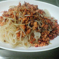 hinky's cooksnap of when they made 胡麻風味☆簡単一品♪白滝の塩鮭炒め.