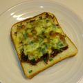 新妻あや's cooksnap of when they made 和風な☆ねぎマヨチー☆トースト.