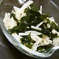 キャシーキャサリン's cooksnap of when they made 材料これだけ～☆ダイエットえのきわかめ.