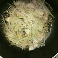 ともさと8888's cooksnap of when they made もやしと豚バラ肉の塩麹蒸し♪.