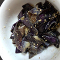 てつひろさん's cooksnap of when they made 茄子の皮とオクラのきんぴら.
