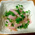 うめちょび's cooksnap of when they made 味付けいらず☆カイワレとハムのおつまみ.