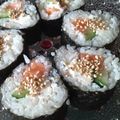 とも0806's cooksnap of when they made 節分に♪サーモンとクリームチーズ海苔巻き.