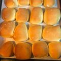 ルイージン's cooksnap of when they made コストコのディナーロール風パン☆HB.