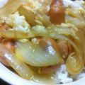 べっこう隊長's cooksnap of when they made 新タマネギとウインナーで簡単親子丼.