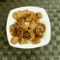 kaedechin's cooksnap of when they made 簡単・おいしぃΘ鶏手羽と里芋と蓮根の煮物.